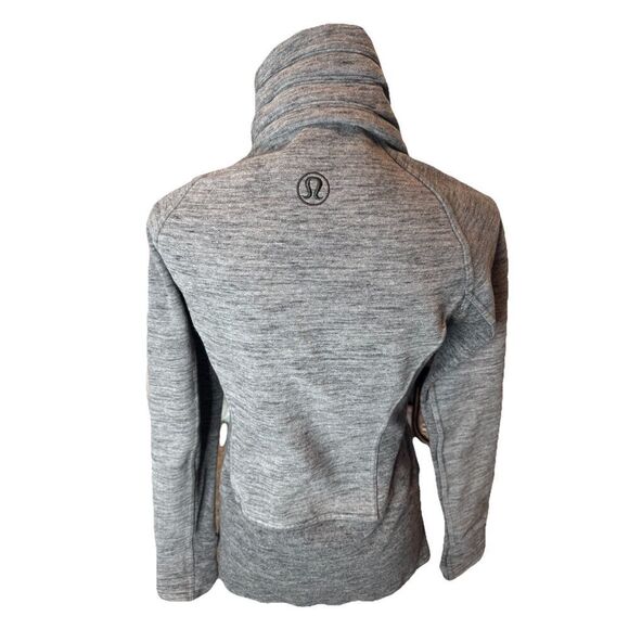 EXCELLENT LULULEMON RADIANT JACKET II HEATHERED CORE DARK GREY SIZE 6 - Picture 8 of 9